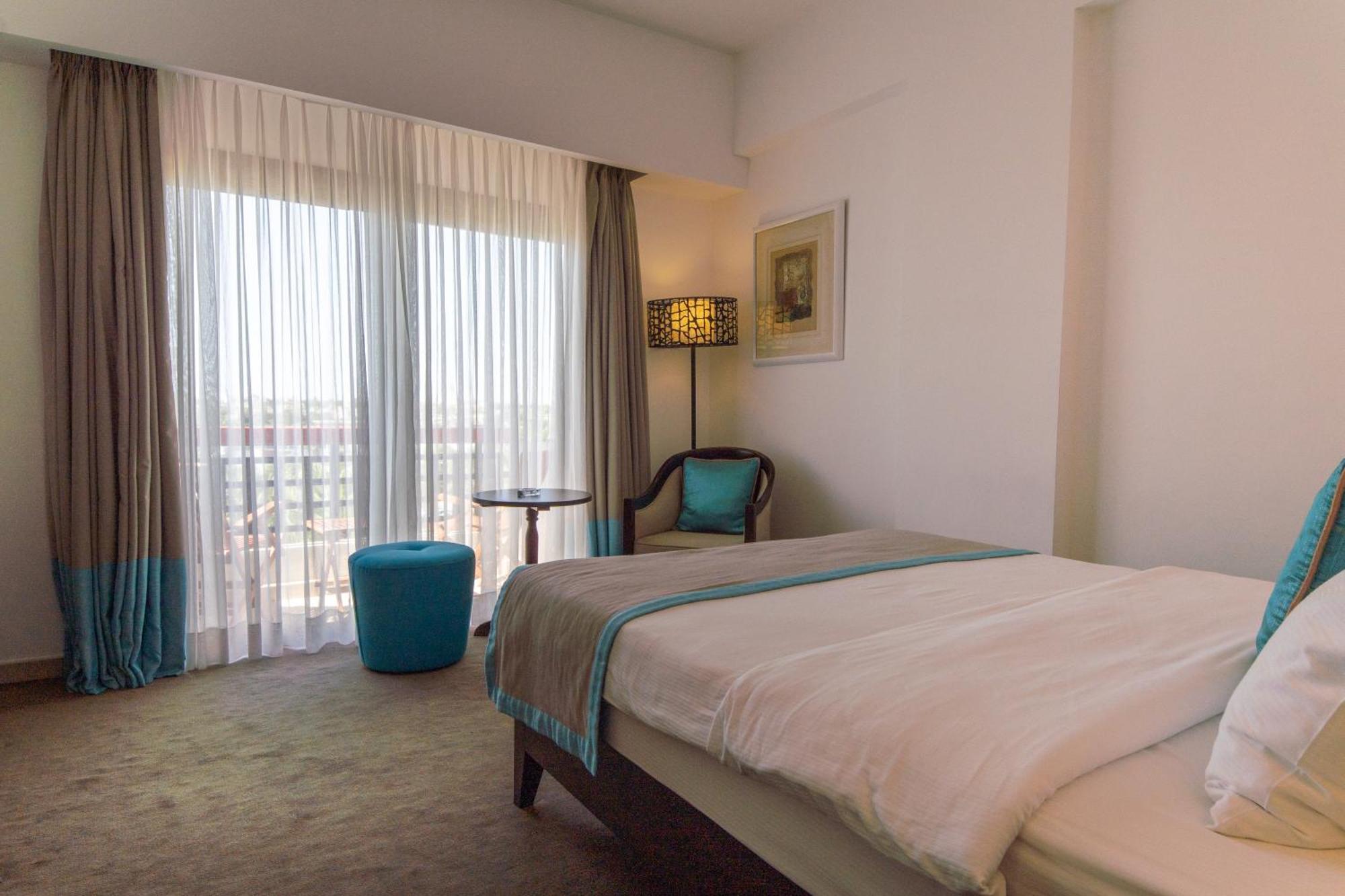 Arkin Palm Beach Hotel Famagusta  Eksteriør billede